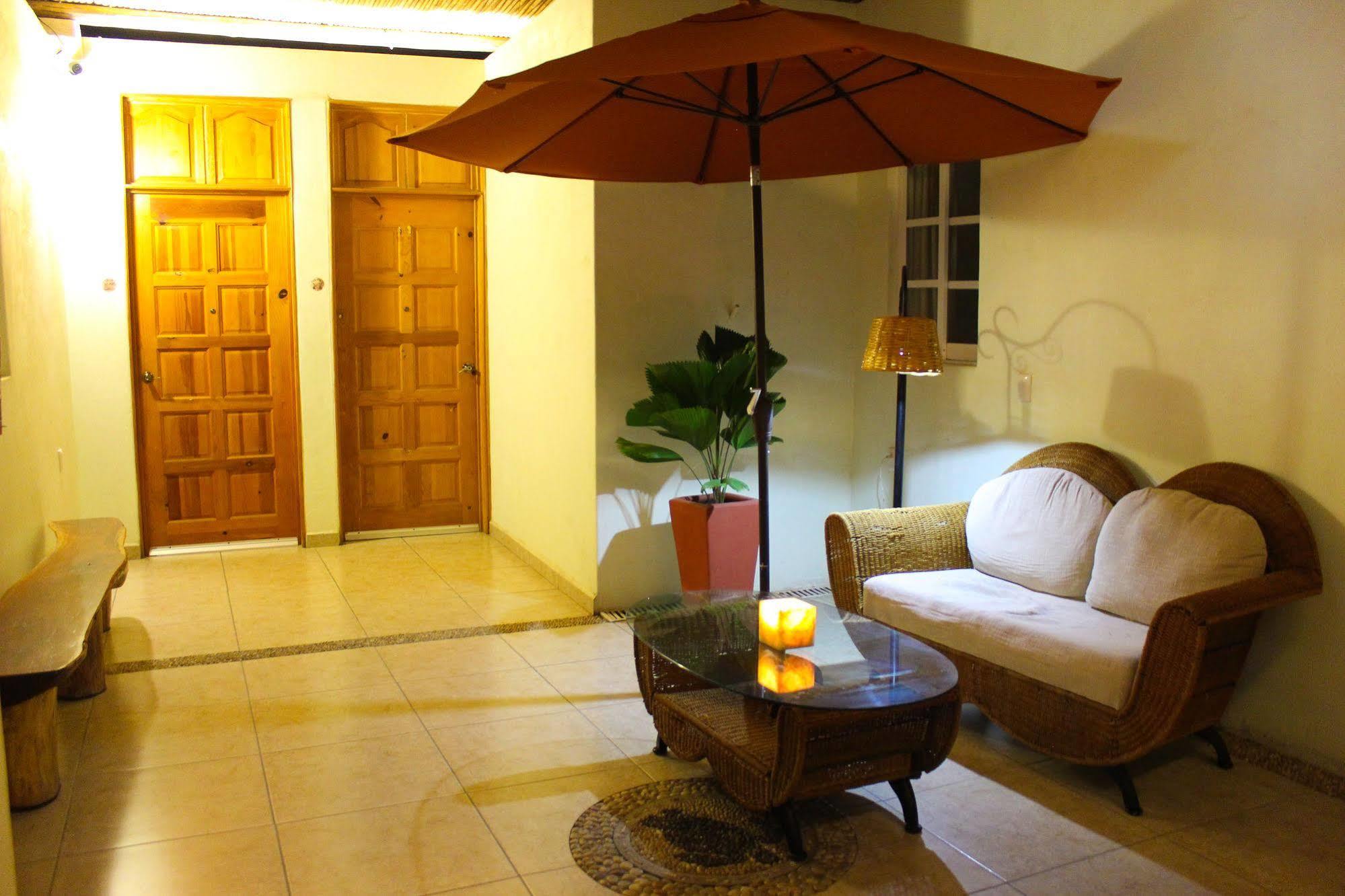Hotel Careyes Puerto Escondido 埃斯孔迪多港 外观 照片